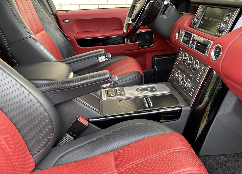 Фото в бортжурнале Land Rover Range Rover (3G)