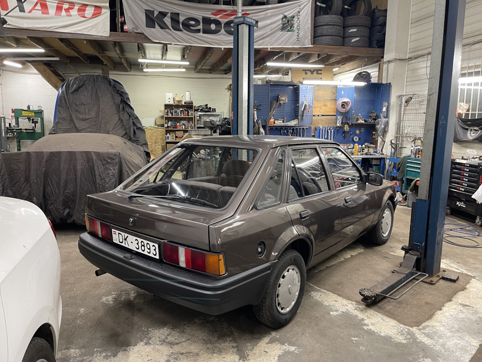 Фото в бортжурнале Ford Escort Mk4