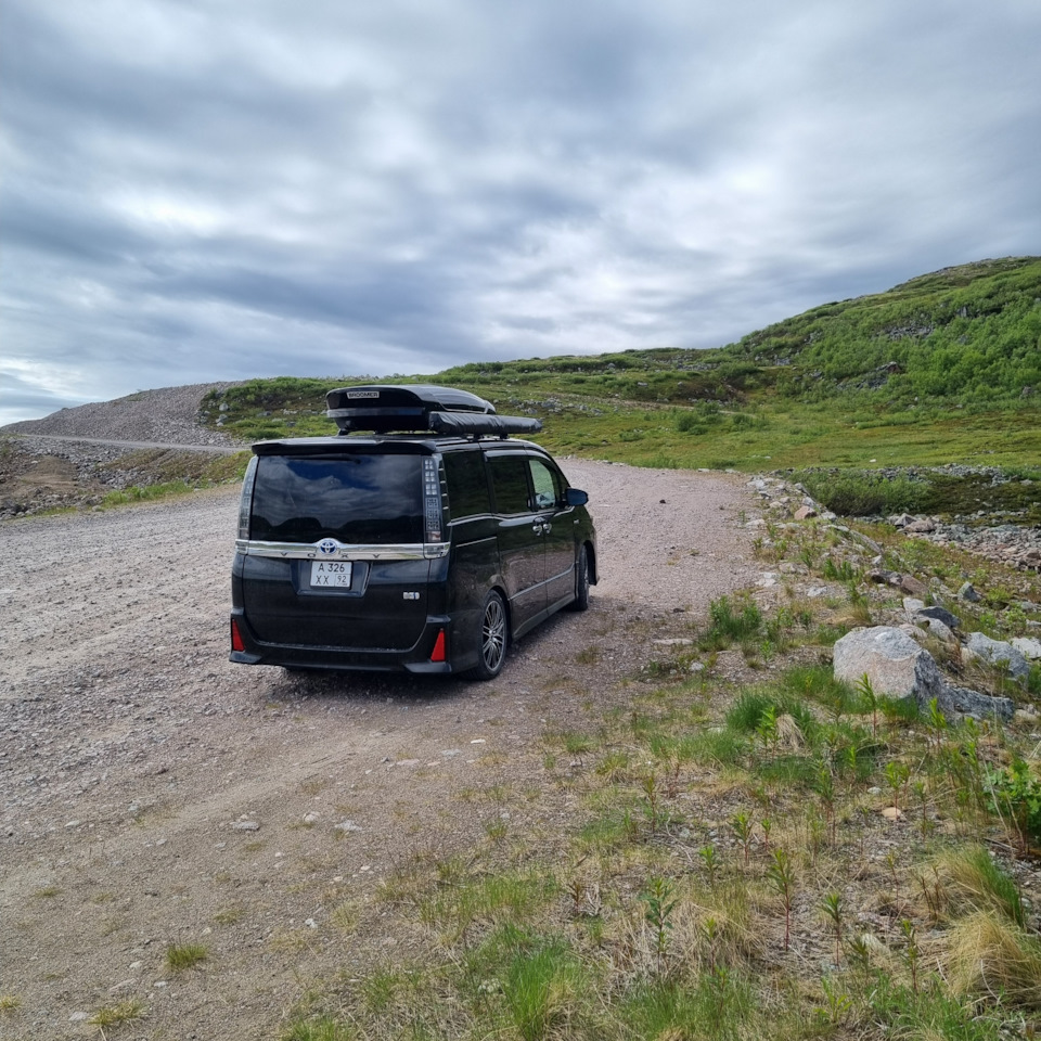 Фото в бортжурнале Toyota Voxy (3G)