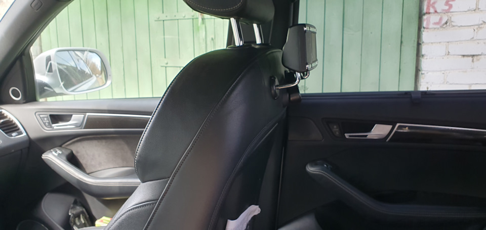 Правая сторона — Audi Q5 (1G)