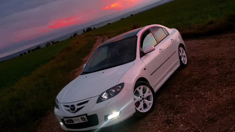 Mazda 3 Panda🐼
