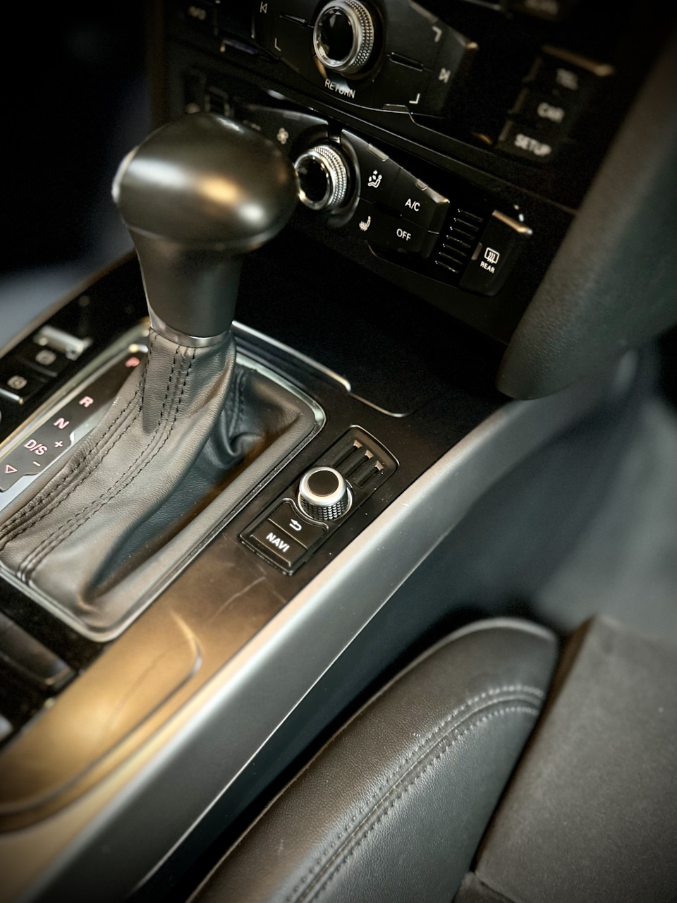 +1 к дораха-бохато — новый блок кнопочек — Audi A4 Allroad (B8)