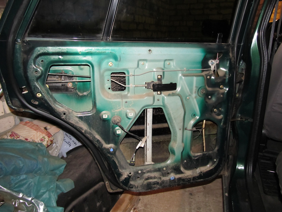 Фото в бортжурнале Opel Frontera A Basic