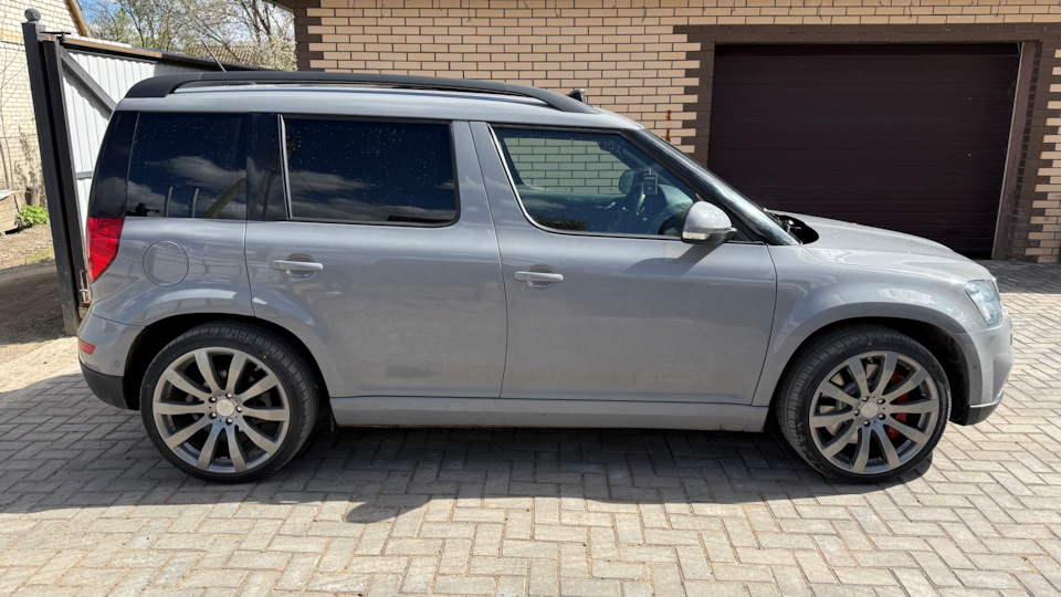 Skoda Yeti Brick