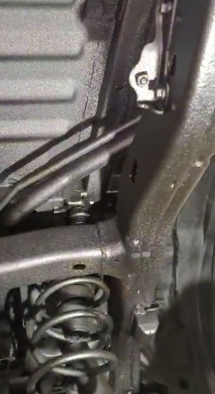 Фото в бортжурнале Toyota Land Cruiser 200