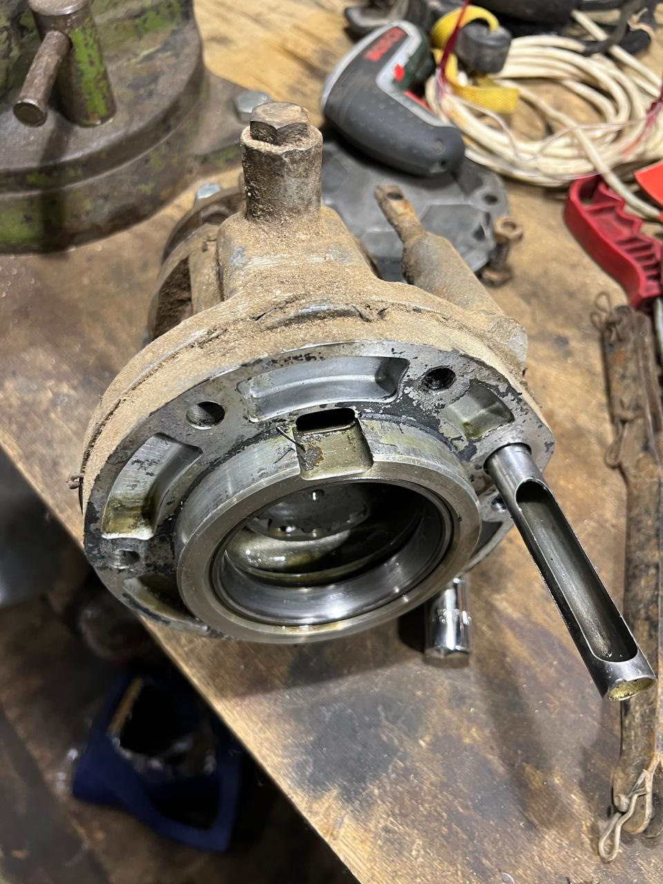 коробка отбора мощности Супервинч — Land Rover Defender (L315/L316)