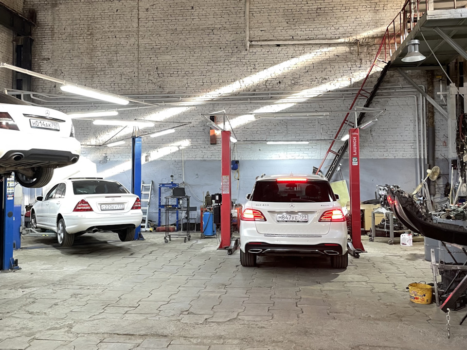 Фото в бортжурнале Mercedes-Benz GLE-Class (W166)
