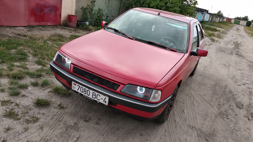 Peugeot 405 1.8 инжектор