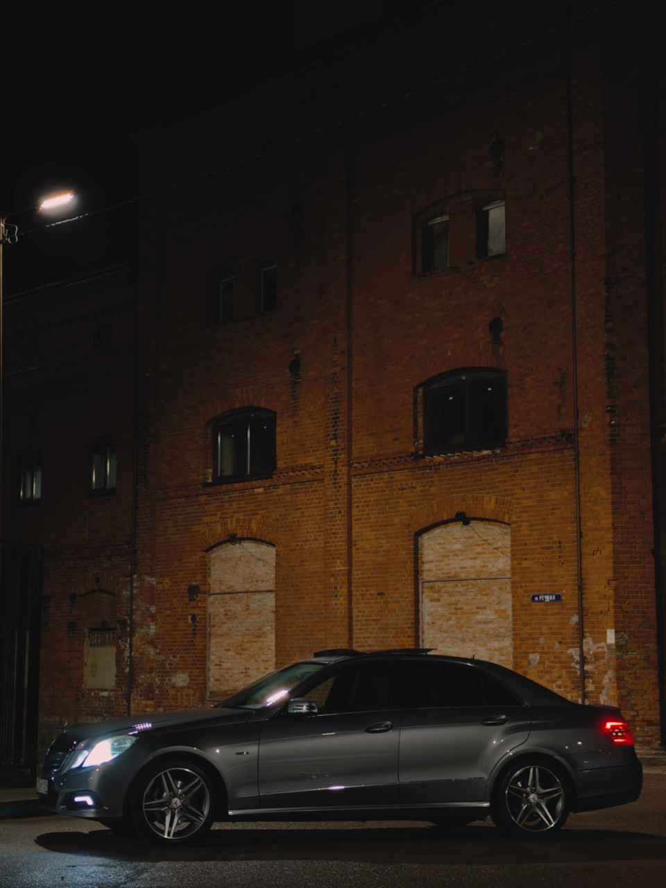 Фото в бортжурнале Mercedes-Benz E-Class (W212)