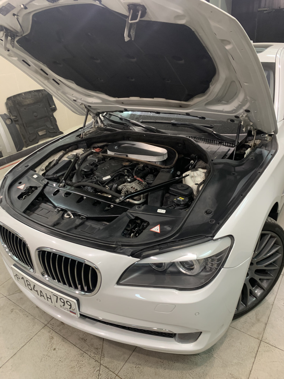 Ну вот и всё готово ✅ — BMW 7 series (F01/02)