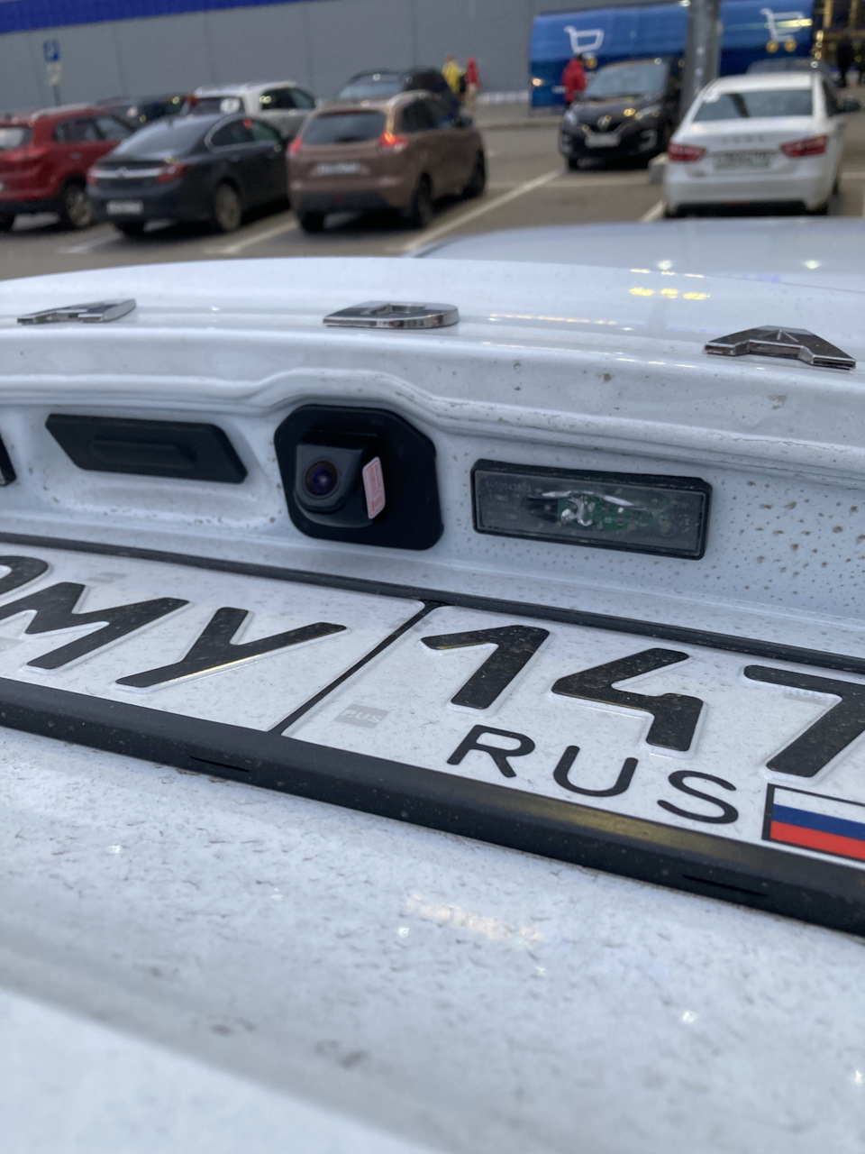 Камера на месте — Lada Vesta (NG)