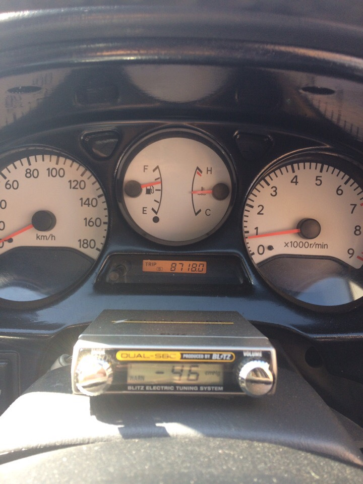 8700 — Toyota Caldina (210)
