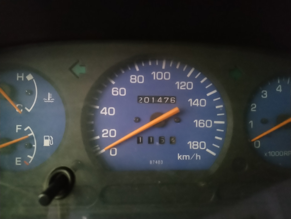 22 — Daihatsu Terios (1G). Запчасти на фото: 201476