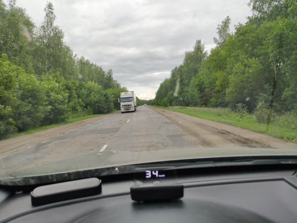 Дальнобойщики предупредили что перед Шацком 10 километров будет плохая дорога, но она значительно лучше той, по которой предлагал ехать ЯН — KIA Sorento (2G)