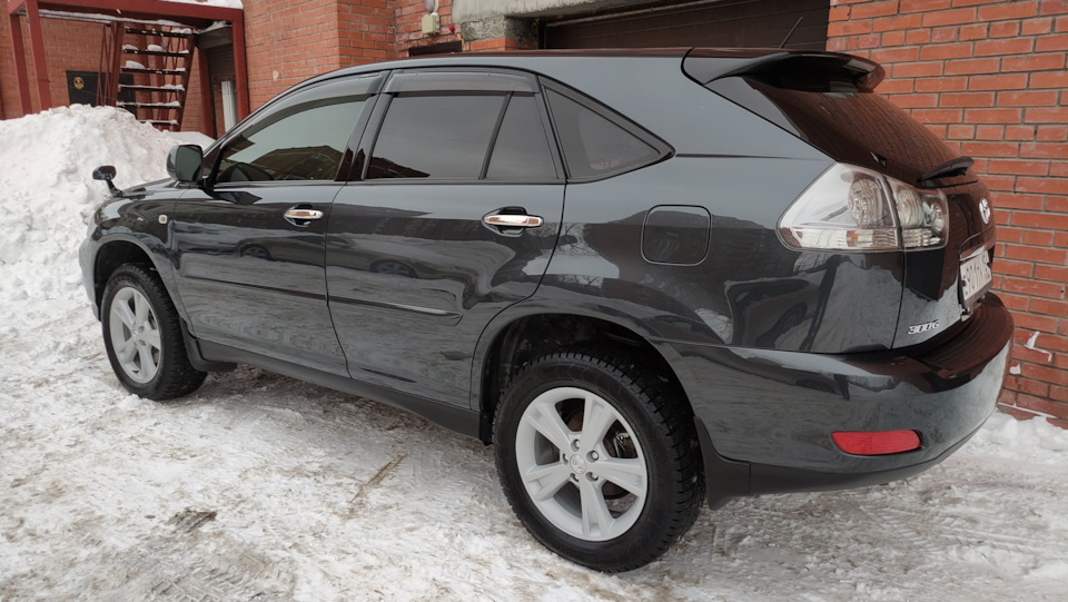 Фото в бортжурнале Toyota Harrier (2G)