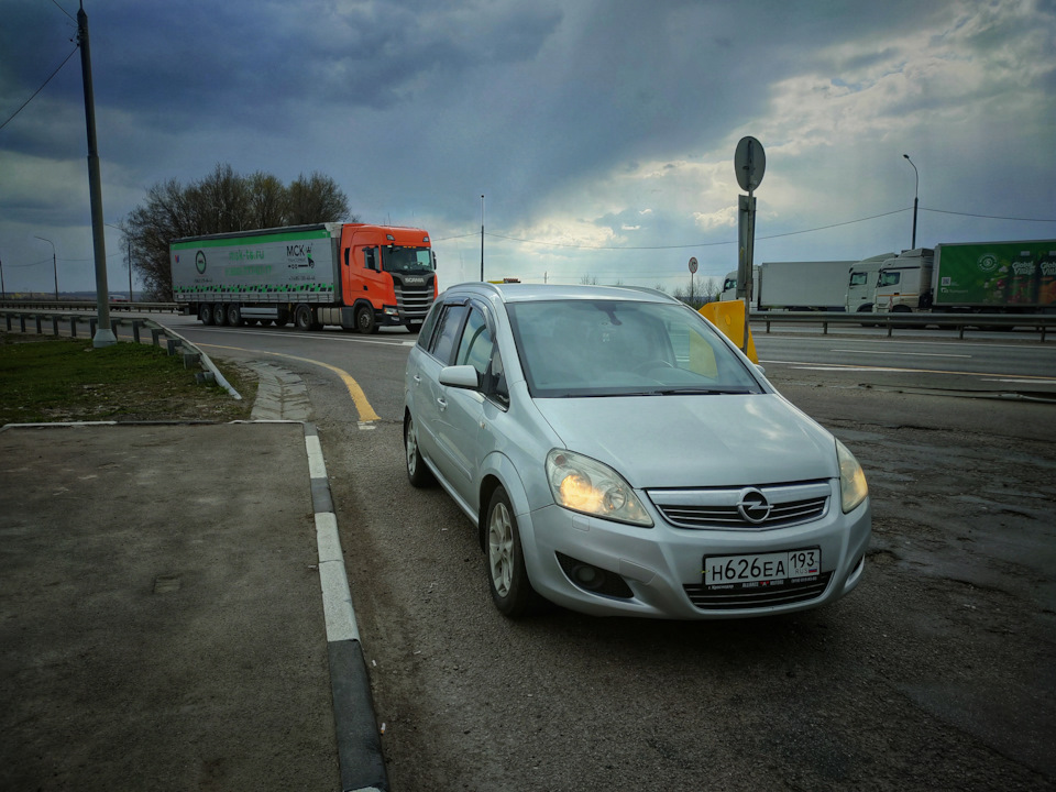 Фото в бортжурнале Opel Zafira B