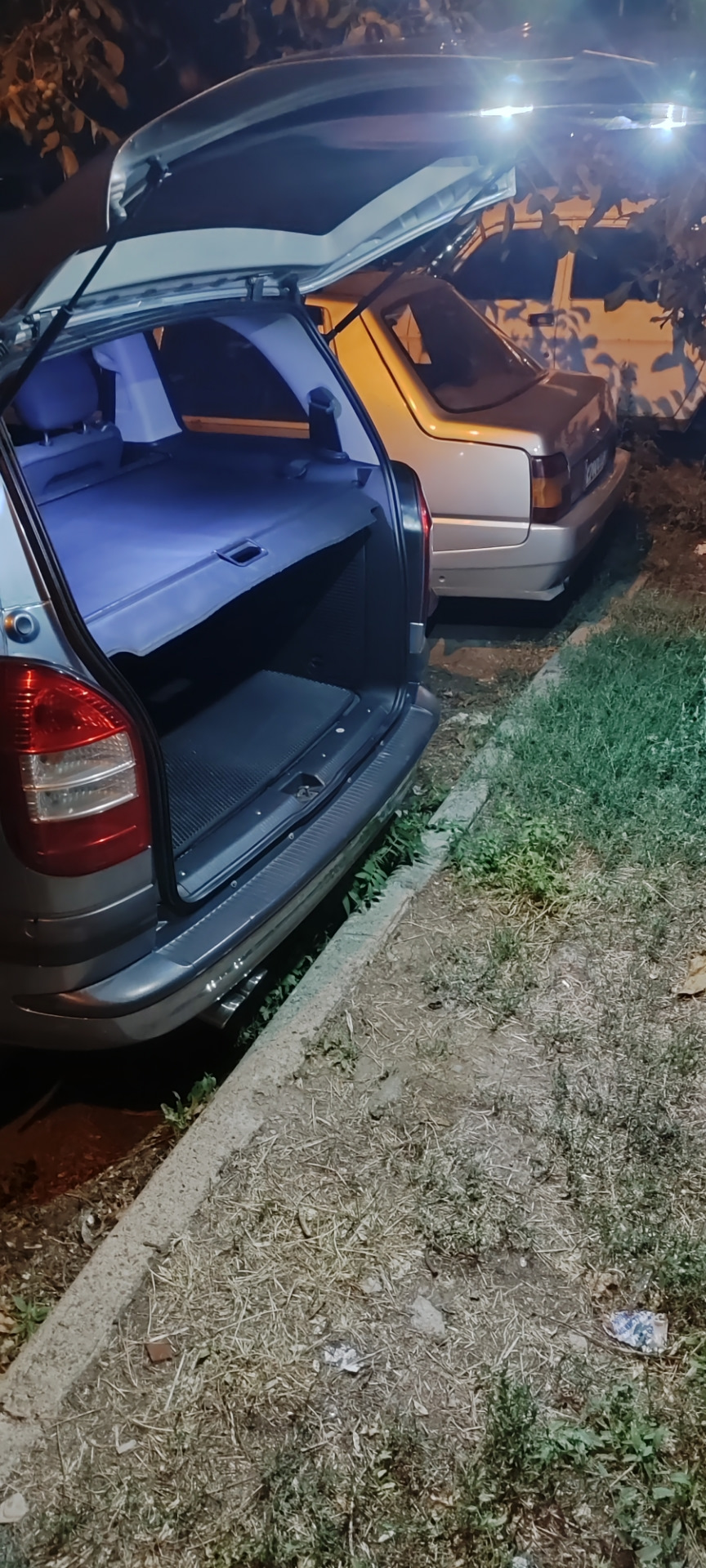 Фото в бортжурнале Opel Zafira A
