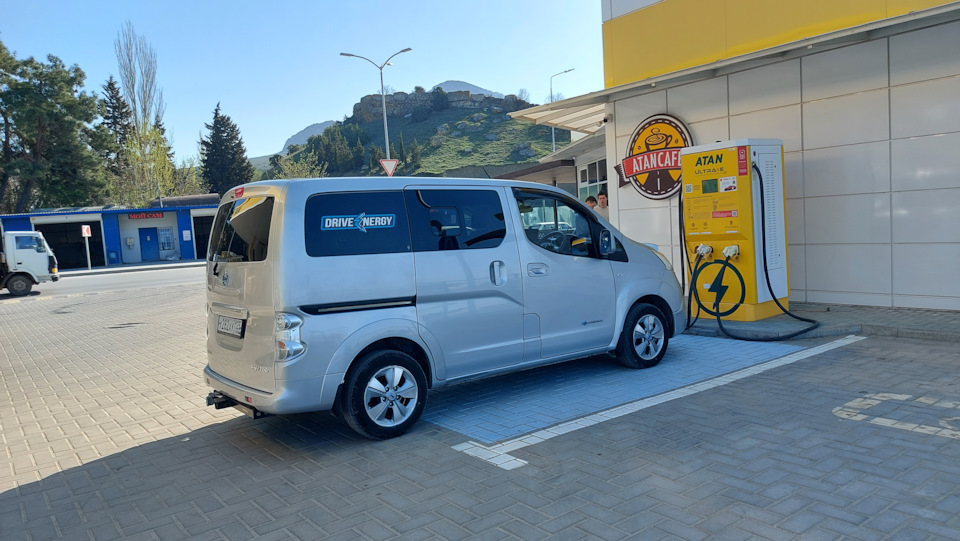 Фото в бортжурнале Nissan e-NV200