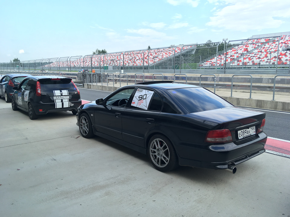 Фото в бортжурнале Mitsubishi Galant (8G)