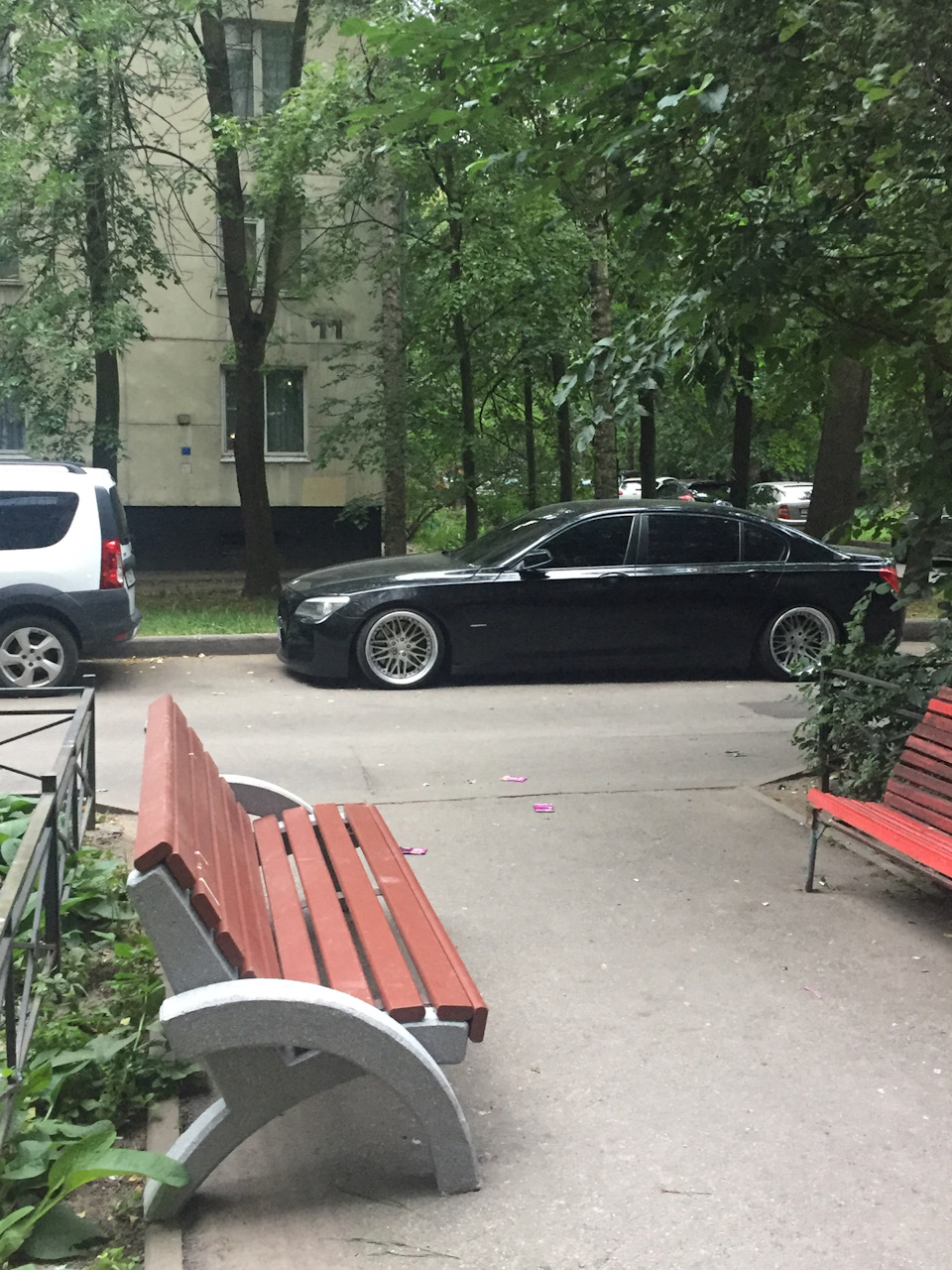 Фото в бортжурнале BMW 7 series (F01/02)