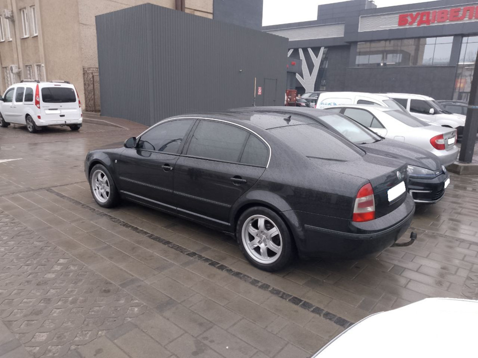 Фото в бортжурнале Skoda Superb Mk1