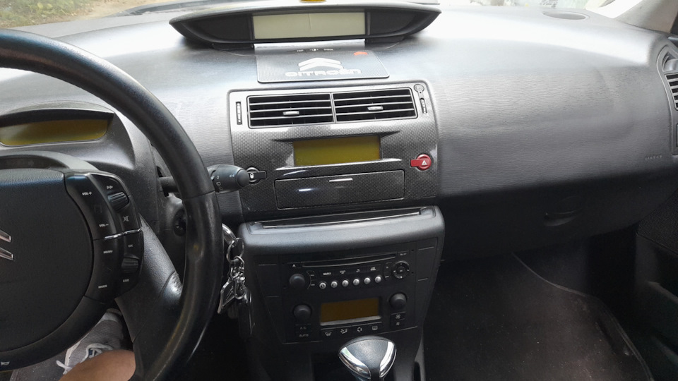 Фото в бортжурнале Citroen C4 (1G)