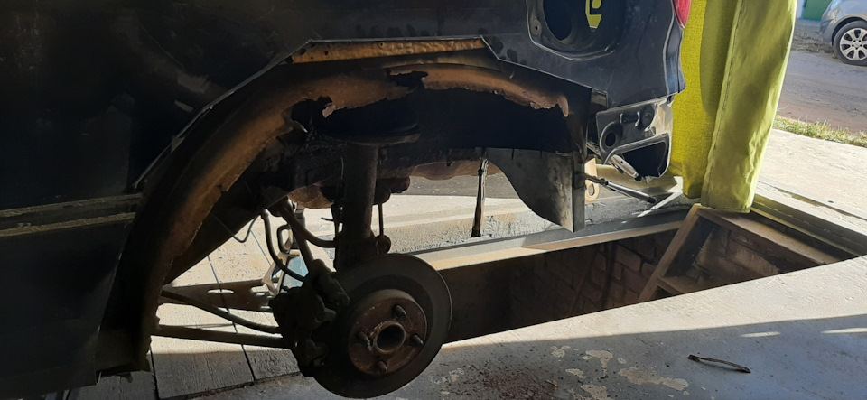 Фото в бортжурнале Toyota Corolla (110)