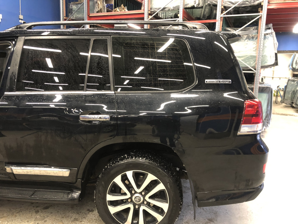 Фото в бортжурнале Toyota Land Cruiser 200