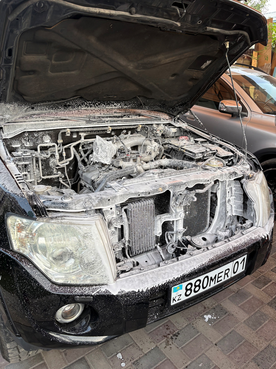 Фото в бортжурнале Mitsubishi Pajero (4G)