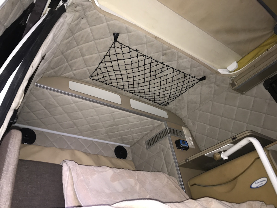 Фото в бортжурнале Volkswagen Transporter T3
