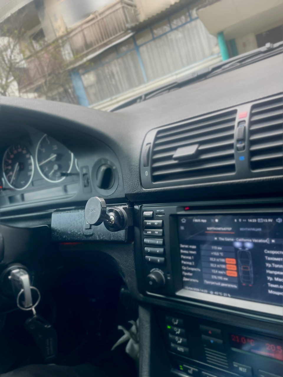 9 — BMW 5 series (E39)