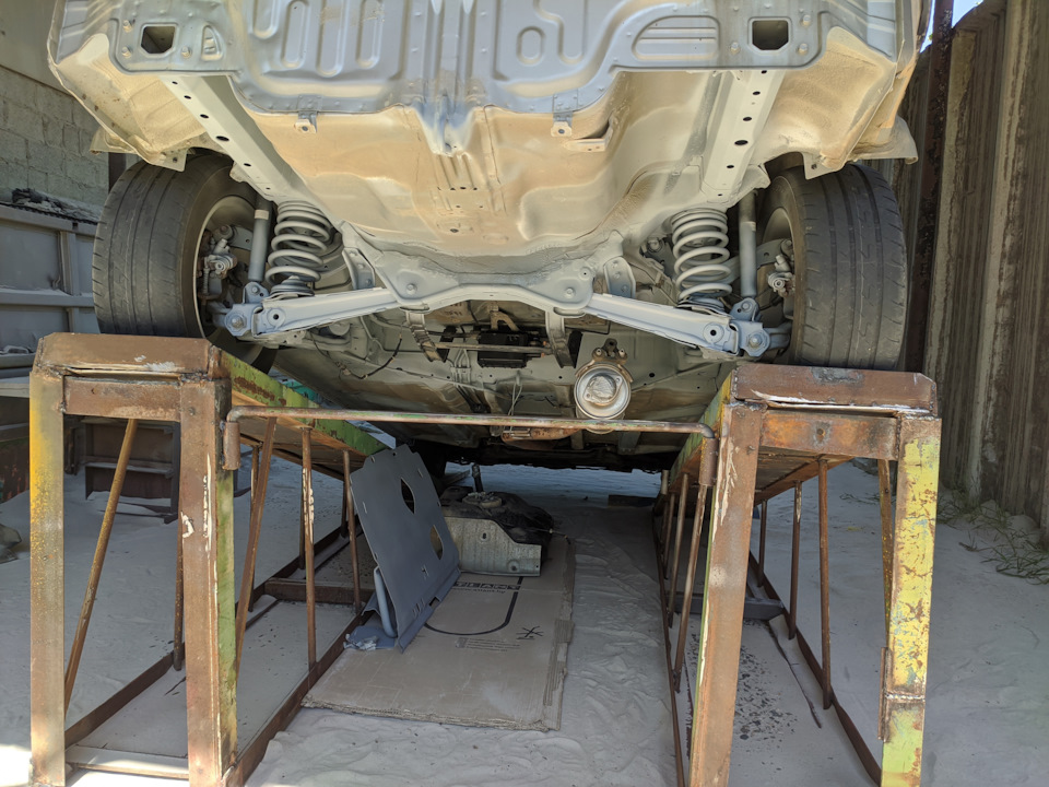 Цинковый грунт — Honda Civic 4D (8G)