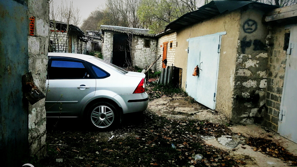 Ford Focus Sedan aka 不朽 🤬