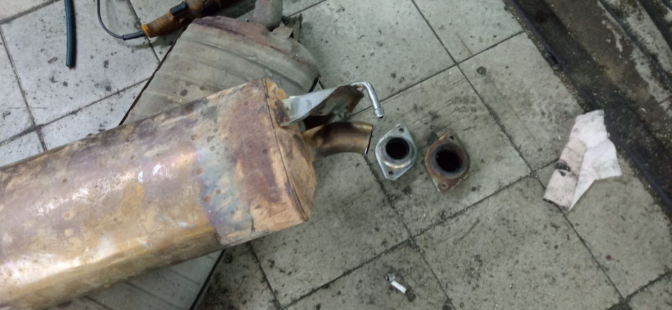 Фото в бортжурнале Toyota RAV4 (III)
