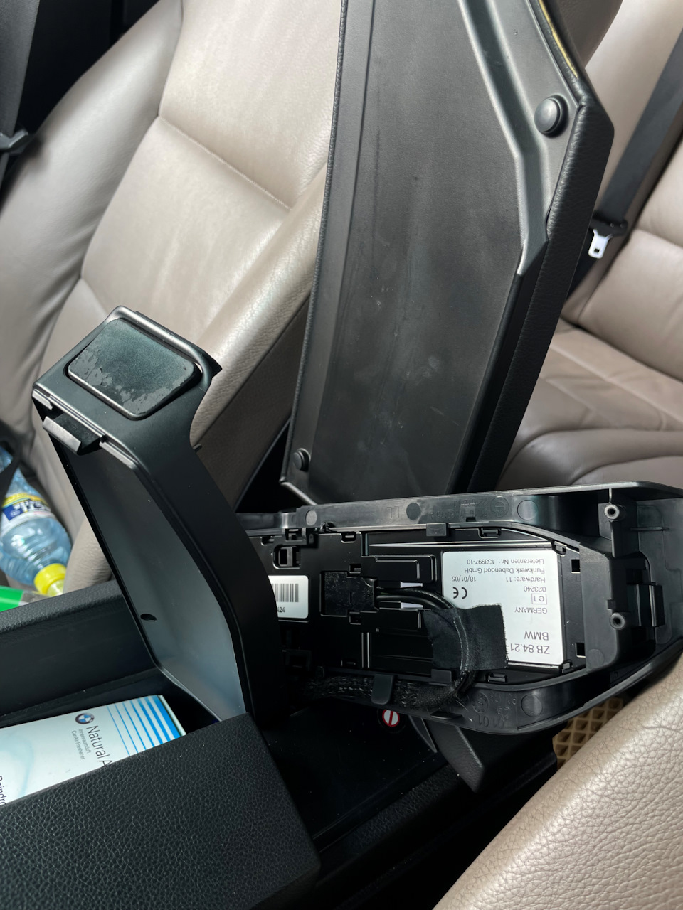 Фото в бортжурнале BMW 5 series (E60). Запчасти на фото: 13399710