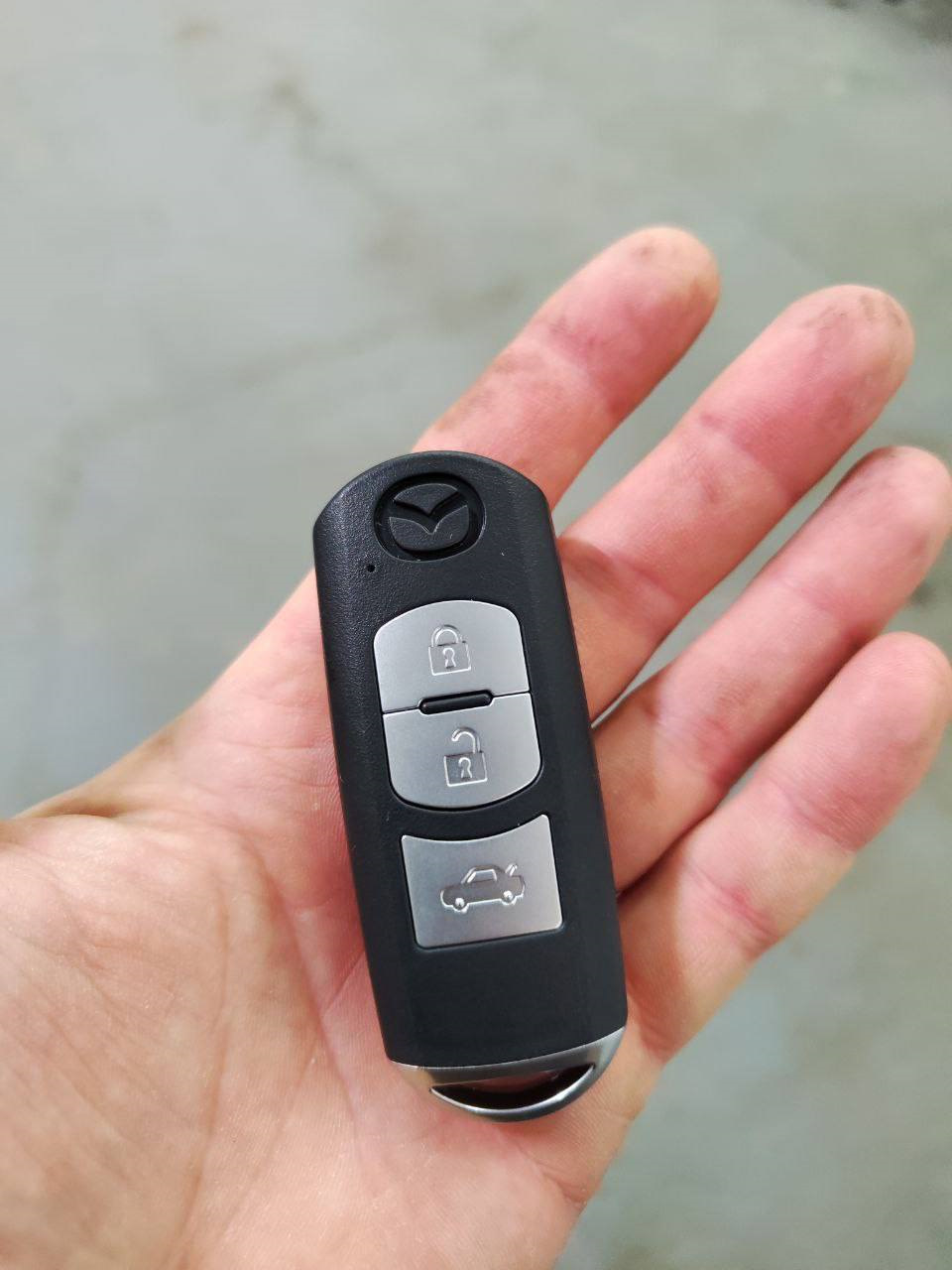 Русификация, твики, блок Carplay, второй ключ — Mazda Roadster (4G