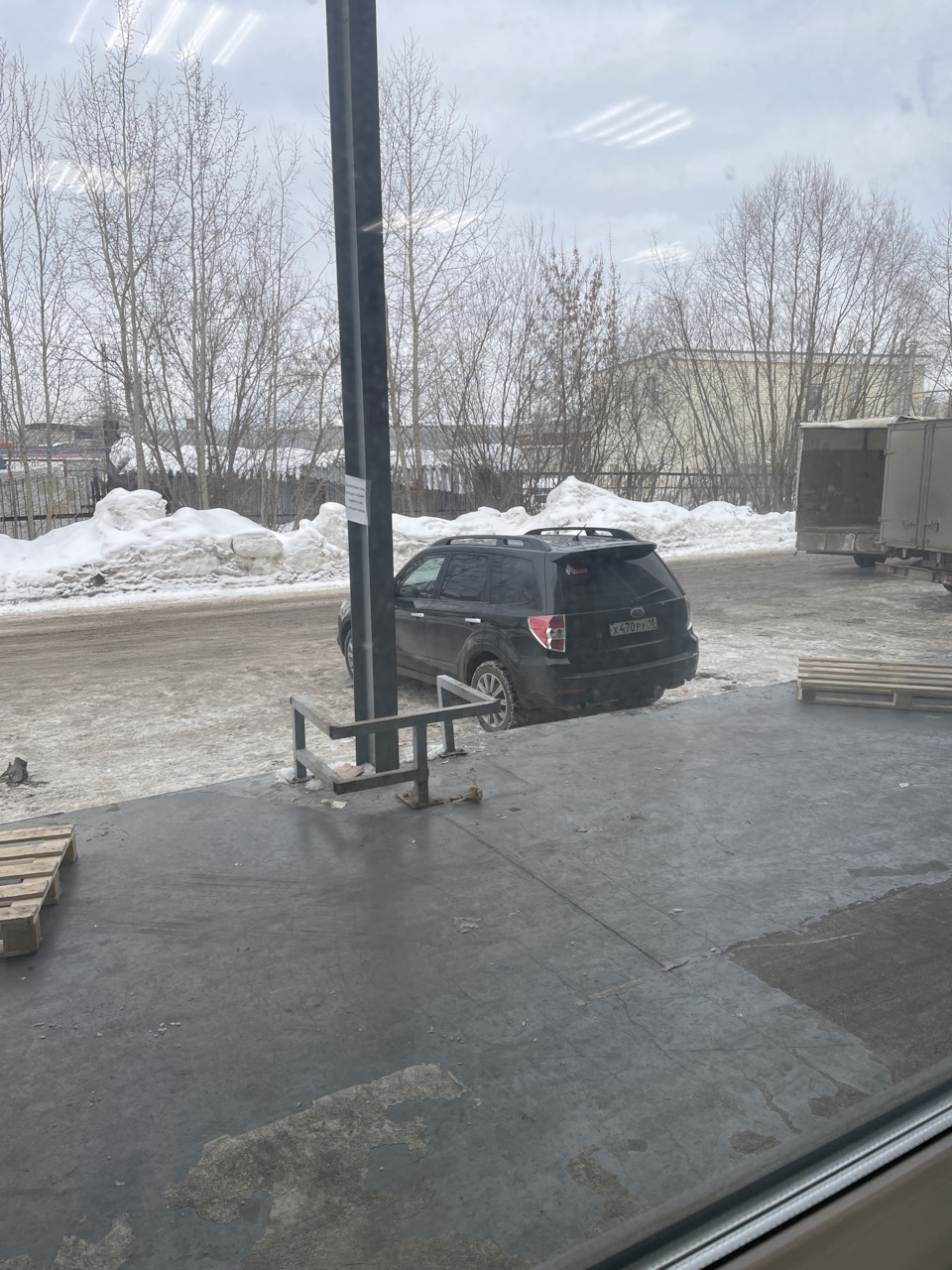 Ждём груз — Subaru Forester (SH)