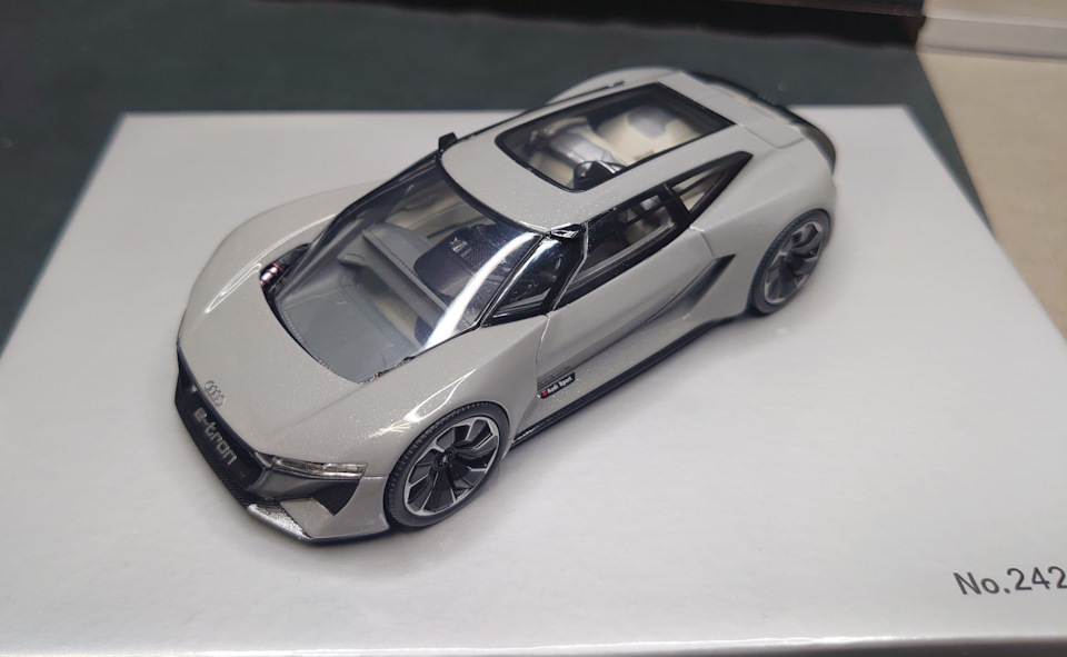 Audi PB18 e-tron (электрический спорткар 2018) 1:43 AvtoCult
