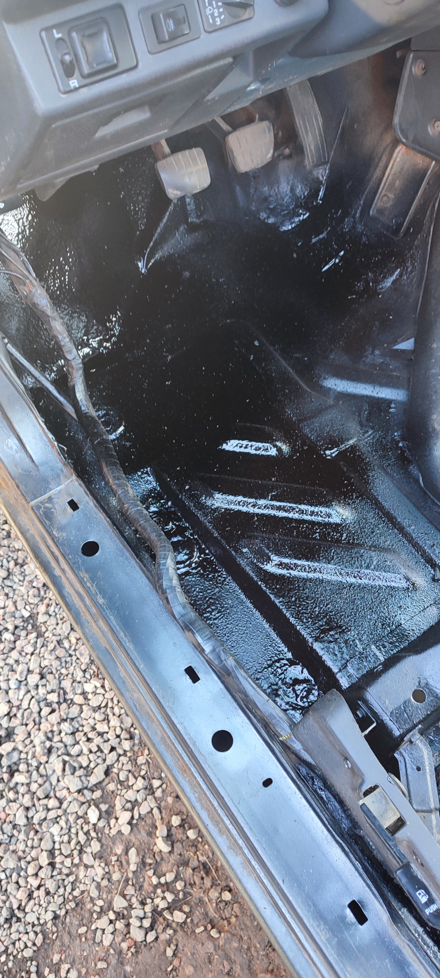 Фото в бортжурнале Nissan Terrano I