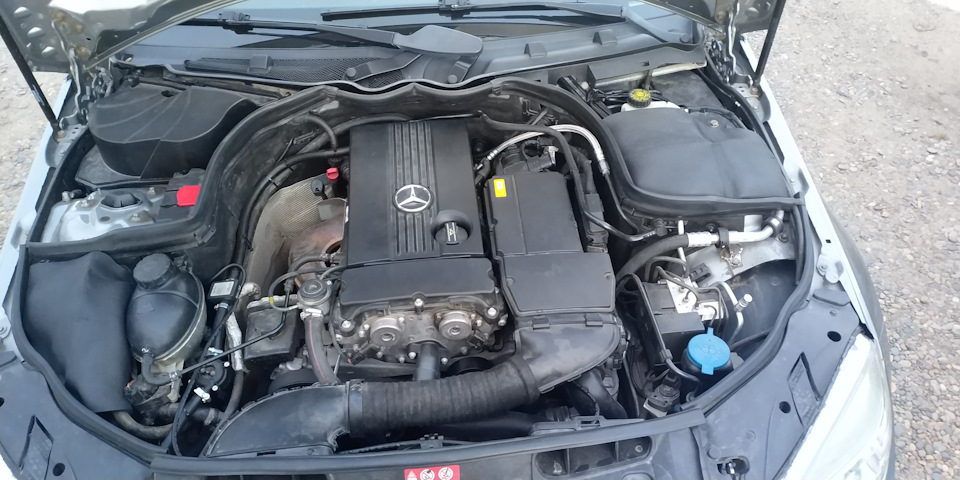 Избавился наконец от красного клапана, мозолившего мне глаза — Mercedes-Benz C-Class (W204)