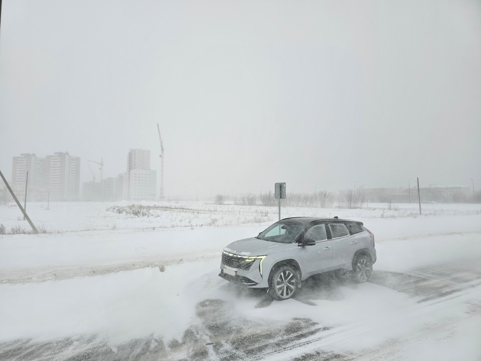 Фото в бортжурнале Geely Atlas (2G)