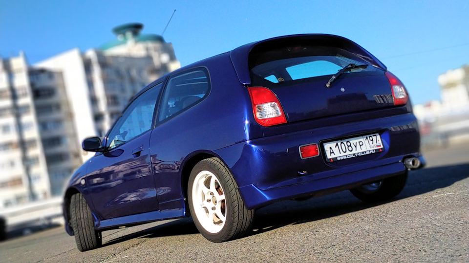 Mitsubishi Colt Cyborg SE