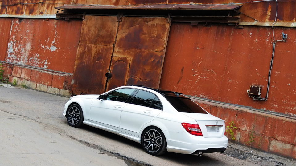 Фото в бортжурнале Mercedes-Benz C-Class (W204)