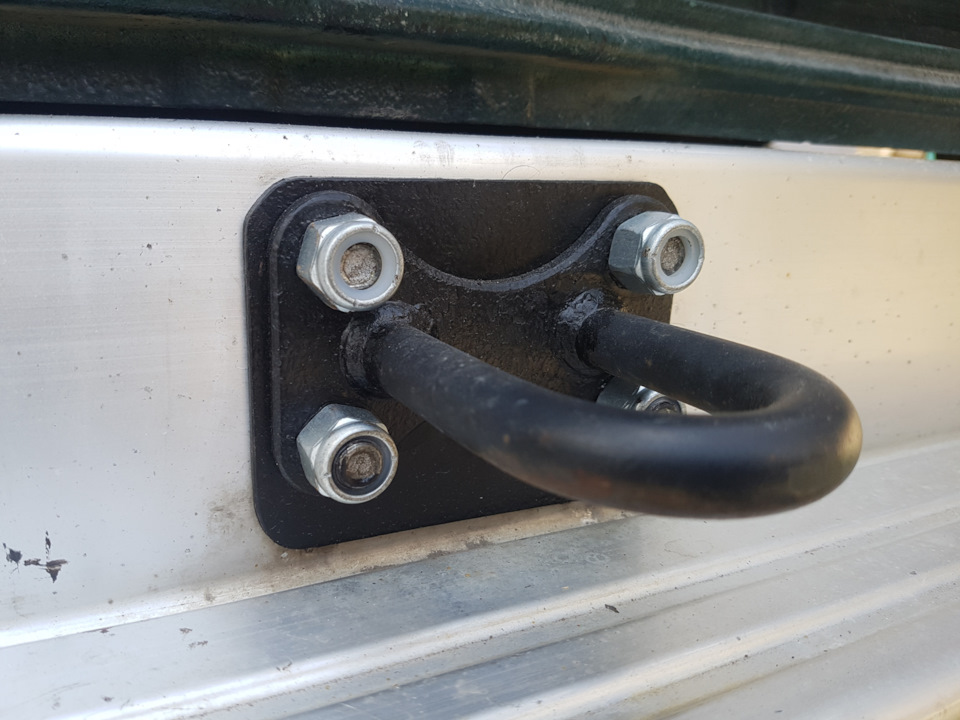 Фото в бортжурнале Nissan Patrol GR II (Y61)