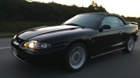 Ford Mustang V8 на палке
