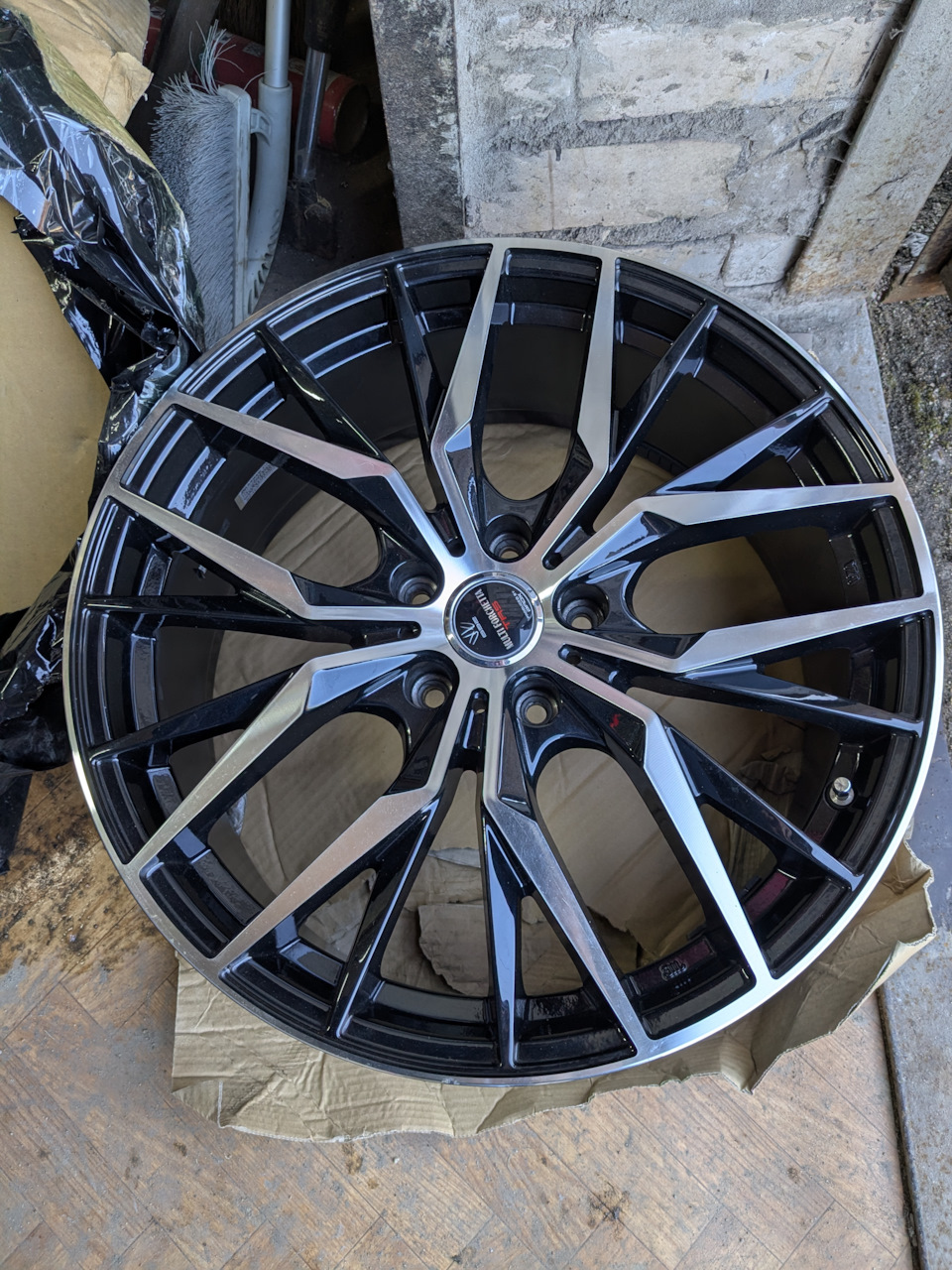 Фото в бортжурнале Geely EX5 EM-i