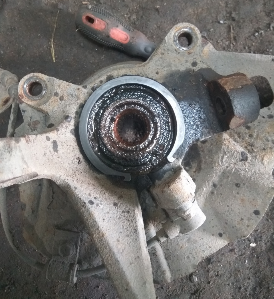 Фото в бортжурнале Hyundai Elantra (3G)
