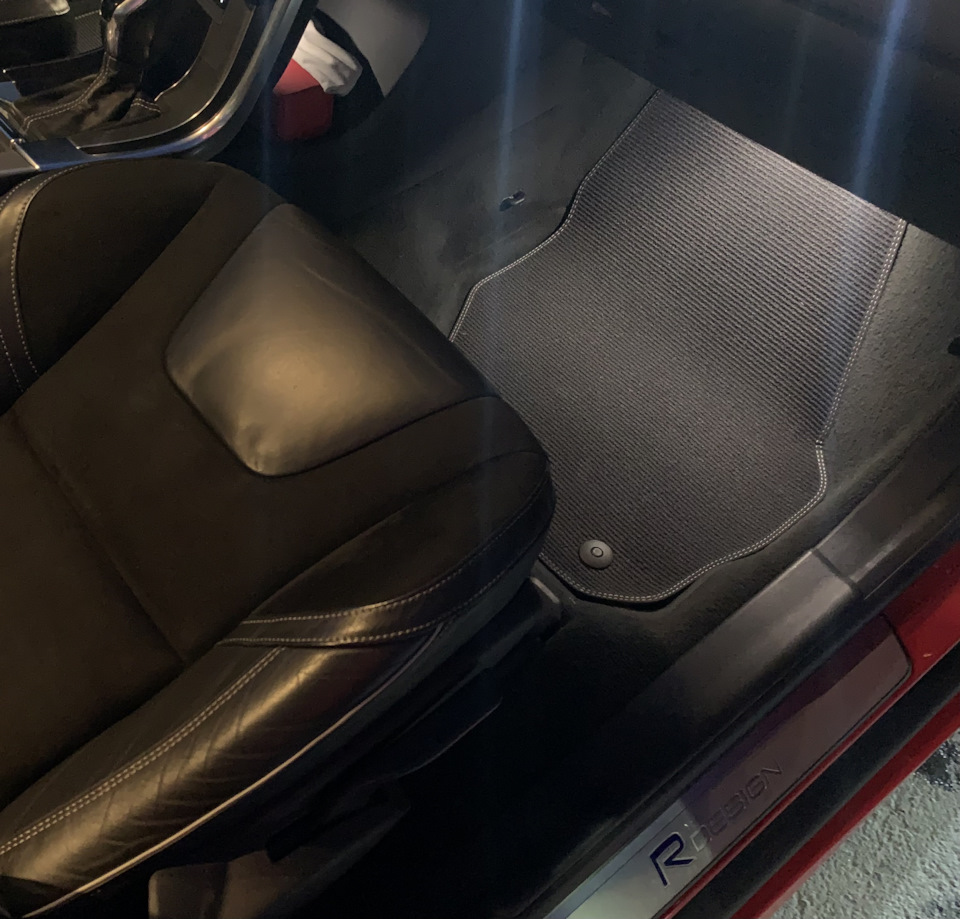 Фото в бортжурнале Volvo XC60 (1G)
