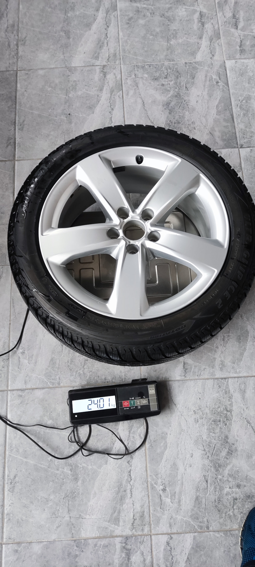 24.01 кг — Audi A6 Avant (C7)