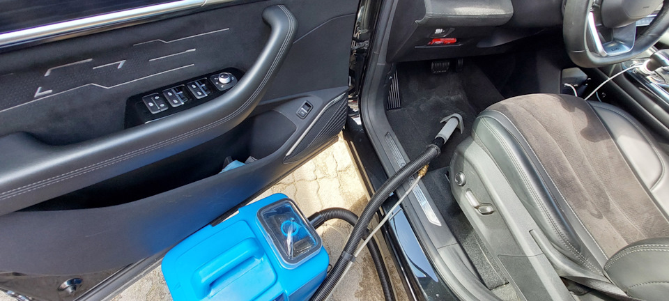 Фото в бортжурнале Geely Monjaro